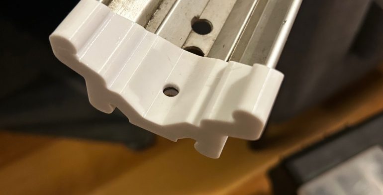 Bagażnik rowerowy – zakończenie listew